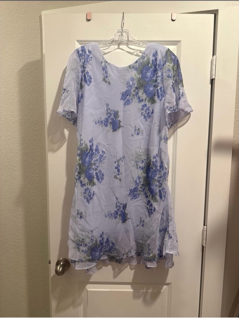 Floral Dress - Picture 2 of 3